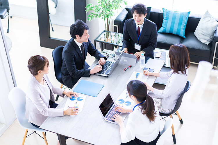 信頼と誠実な営業で長期的な関係を築く