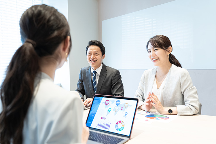 データと戦略を活用して最適な営業支援を提供